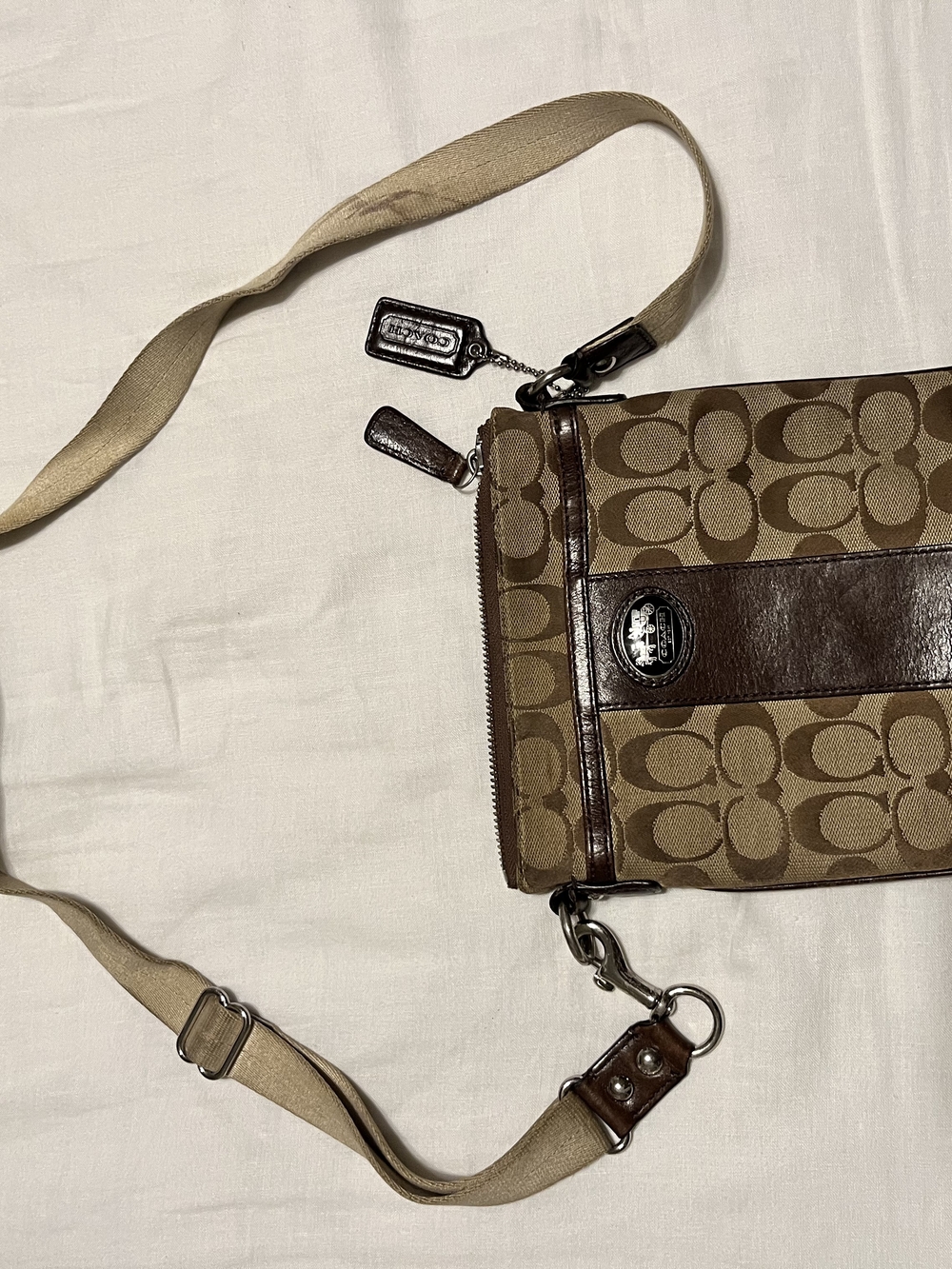 Coach Sutton Signature Swingpack Crossbody Bag Brown & Tan
